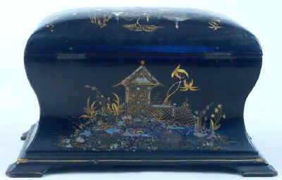 Hygra: Curvaceous Papier mch caddy with chinoiserie decoration stamped Jennens & Bettridge, circa 1845.