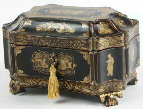 Chinese Export Lacquer Tea Caddy with Gold Decoration Circa 1835. tcchlafig01.jpg (102856 bytes)