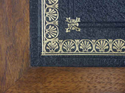 Victorian Figured Walnut Writing Box Circa 1870. wbwalnbrsm03.jpg (101958 bytes)